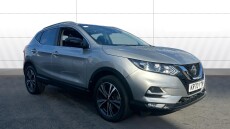 Nissan Qashqai 1.3 DiG-T N-Connecta 5dr [Glass Roof Pack] Petrol Hatchback